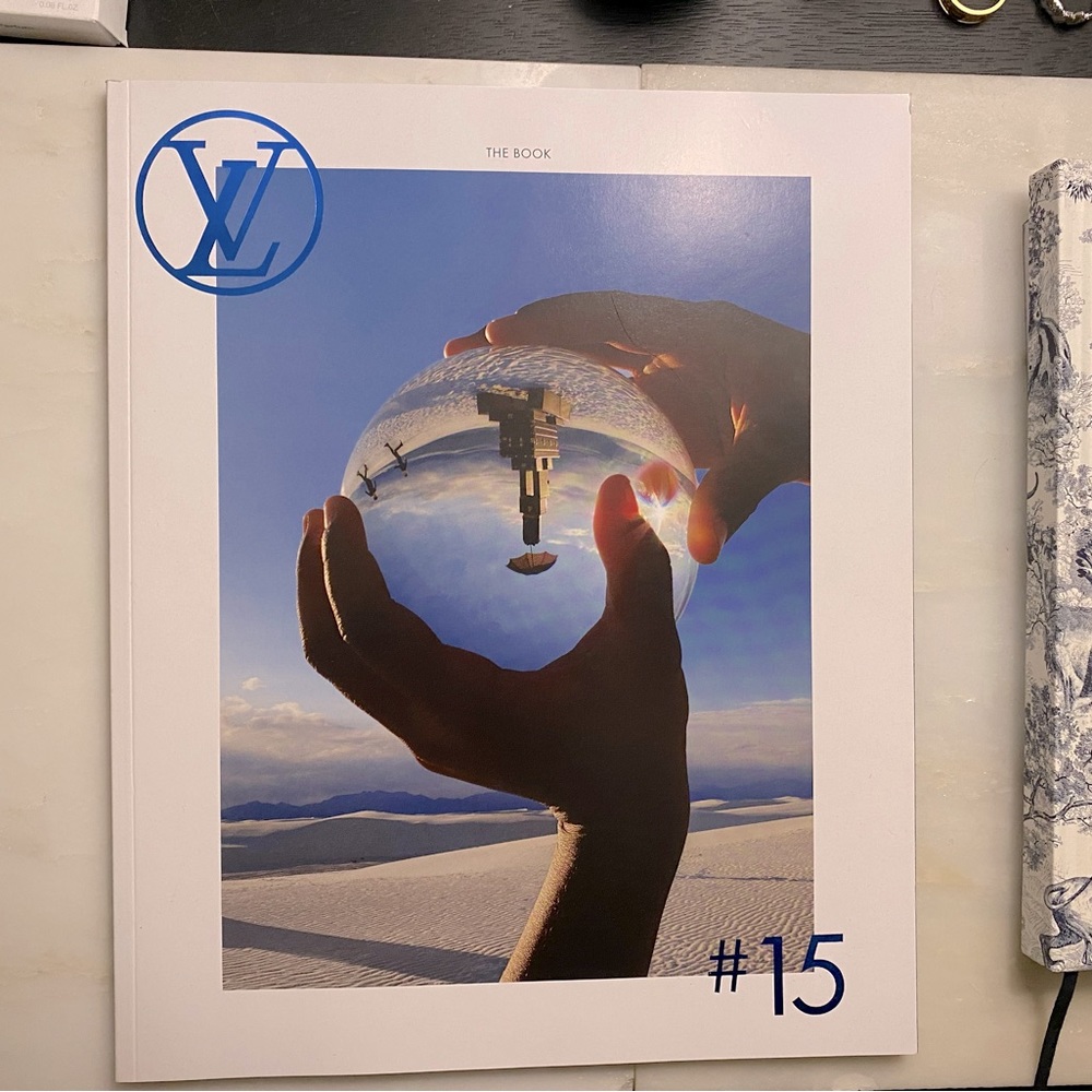 Louis Vuitton Coffee Table Book - 107 pages